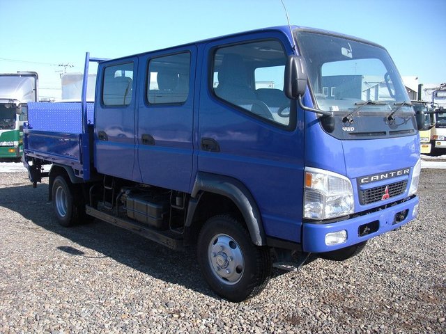 Mitsubishi canter truck 9 seaters with power gate,. CANTER 9 SEATERS