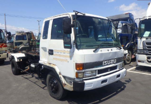 isuzu frr 32 hooklift truck for sale in japan